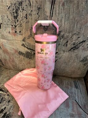 Stanley X Love Shack Fancy IceFlow Flip Straw 30oz Ibiza Sunset